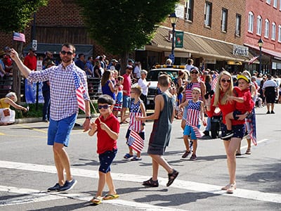 july 4th parade downtown franklin nc